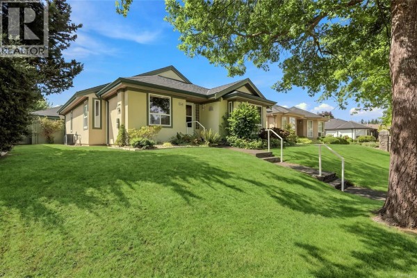 808 Stanhope Rd, Parksville, BC, photo 2