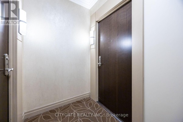 Primary Bedroom - 809 - 100 John Street, Brampton, ON L6W0A8 Photo 4