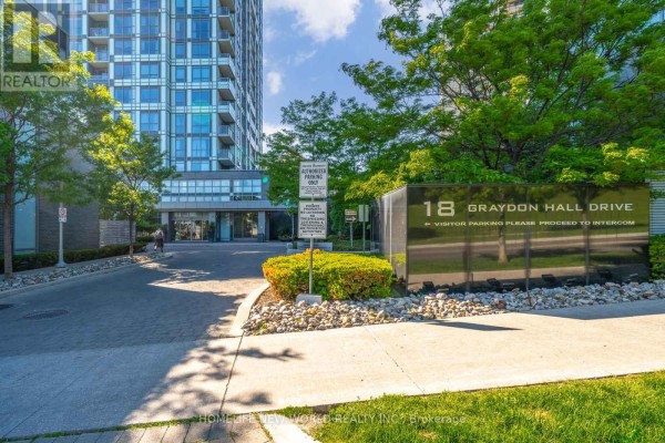 809 - 18 Graydon Hall Drive, Toronto, ON, photo 2