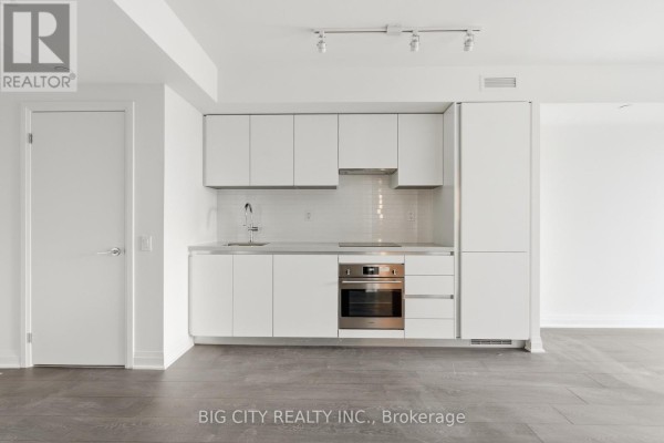 Dining room - 809 - 25 Frederick Todd Way, Toronto, ON M4G0C9 Photo 2