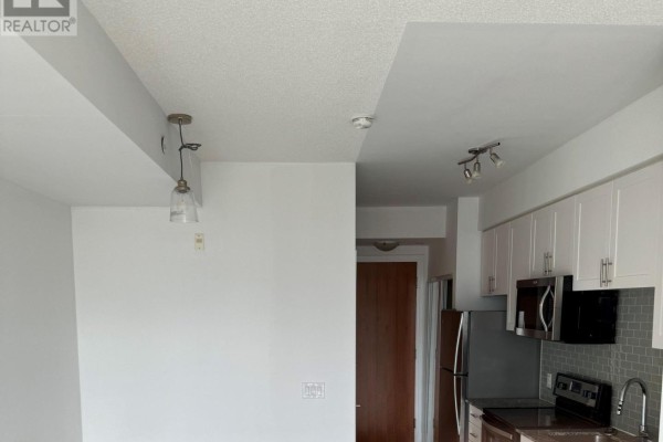 Dining room - 809 - 2800 Keele Street, Toronto, ON M3M0B8 Photo 3