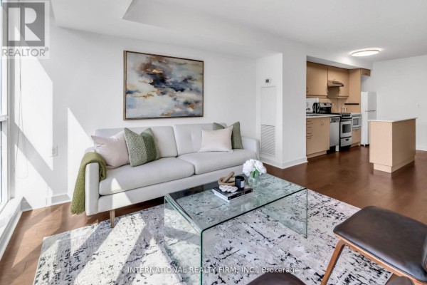 Kitchen - 809 - 320 Richmond Street E, Toronto, ON M5A2R3 Photo 3