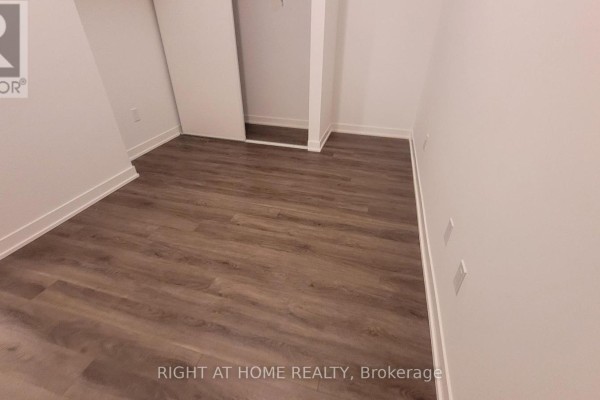 809 - 500 Wilson Avenue, Toronto, ON M3H0E5 Photo 5