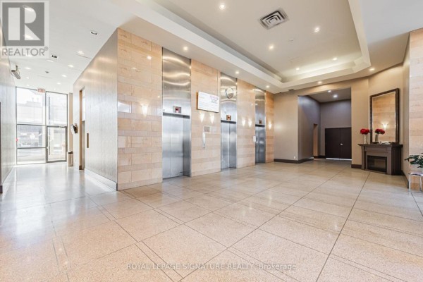 Kitchen - 809 - 797 Don Mills Road, Toronto, ON M3C1V1 Photo 3