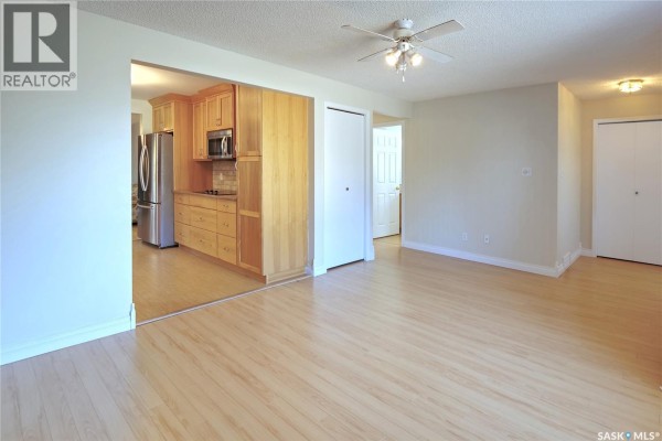 4pc Bathroom - 809 Athabasca Street E, Moose Jaw, SK S6H0M6 Photo 4