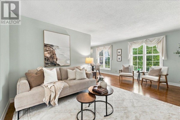809 Bem Avenue, Pickering, ON L1W1X2 Photo 5