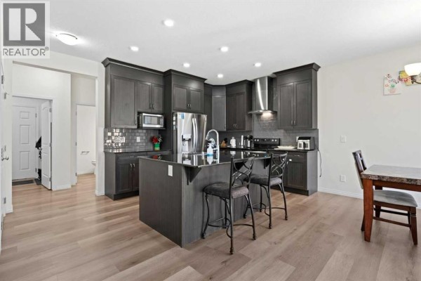Living room - 809 Seton Circle Se, Calgary, AB T3M3C4 Photo 4