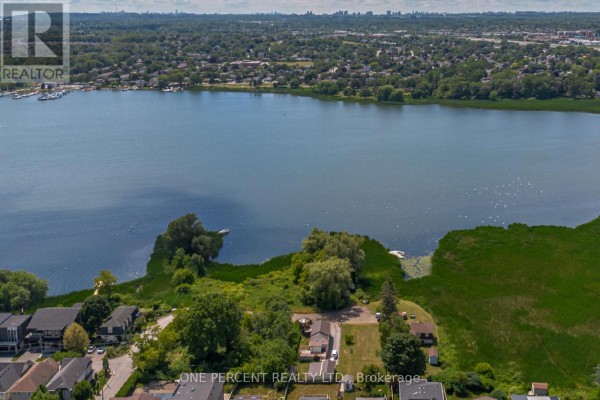 809 St. Martins Drive, Pickering, ON L1W1N1 Photo 5