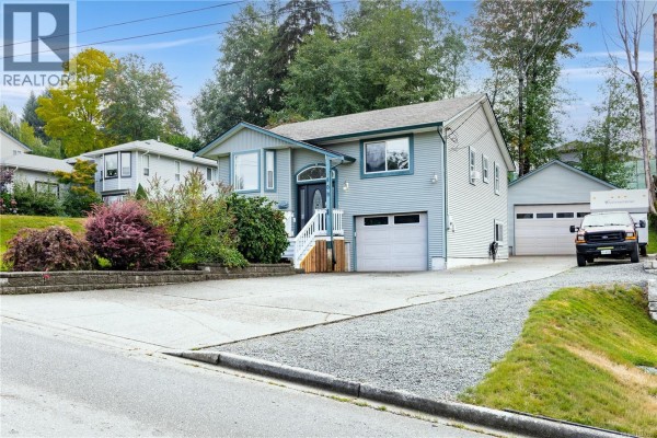 809 Willowcrest Rd, Campbell River, BC, photo 3