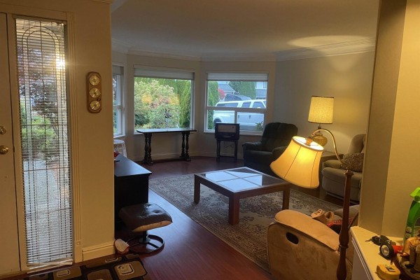 8092 Forbes Street, Mission, BC V2V6L6 Photo 5