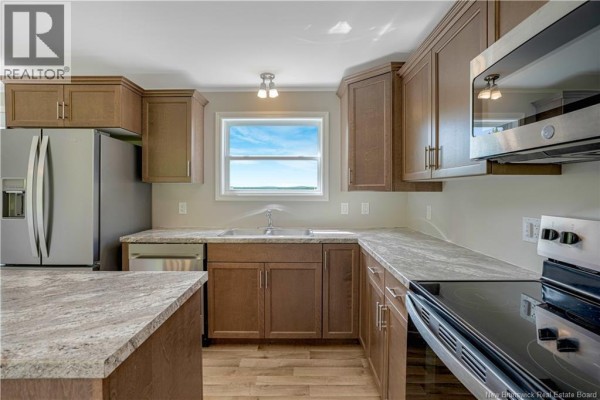 Bath (# pieces 1-6) - 8096 104 Route, Bubartown, NB E7P2J6 Photo 5