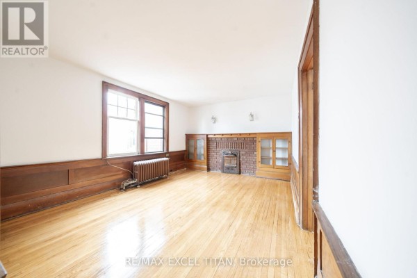 81 - 10 Kingston Road, Toronto, ON M4L2S4 Photo 4