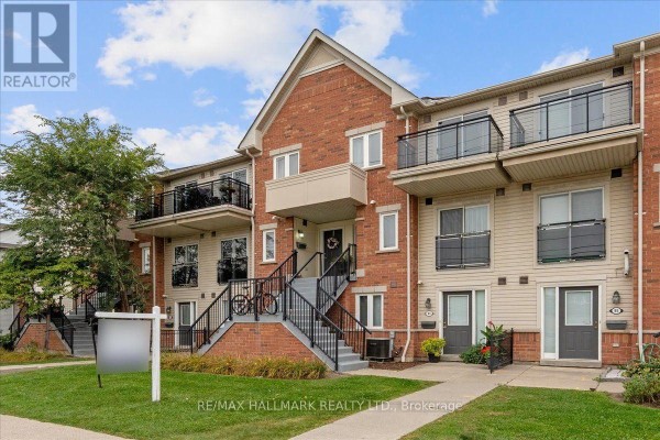 Townhouse for rent at 81 - 4620 Guildwood Way, Mississauga, ON - MLS® VGptCm
