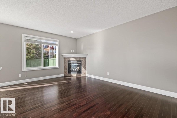 Primary Bedroom - #81 219 Charlotte Wy, Sherwood Park, AB T8H0T3 Photo 5