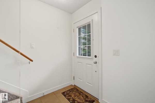 Primary Bedroom - #81 9535 217 St Nw, Edmonton, AB T5T4P5 Photo 4