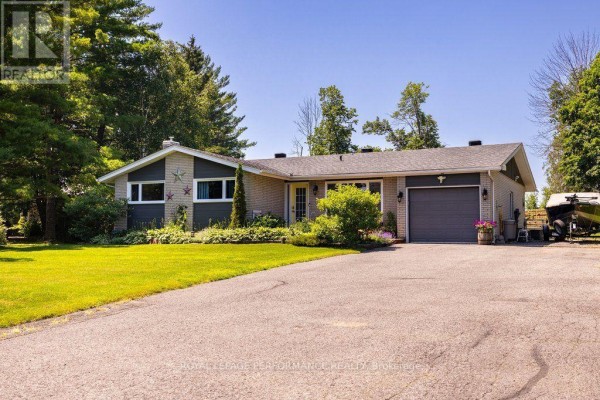 Family room - 81 Front Road, Champlain, ON K0B1K0 Photo 2