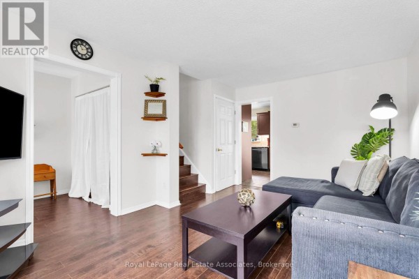 Primary Bedroom - 81 Glenmore Crescent, Brampton, ON L6S1H9 Photo 5