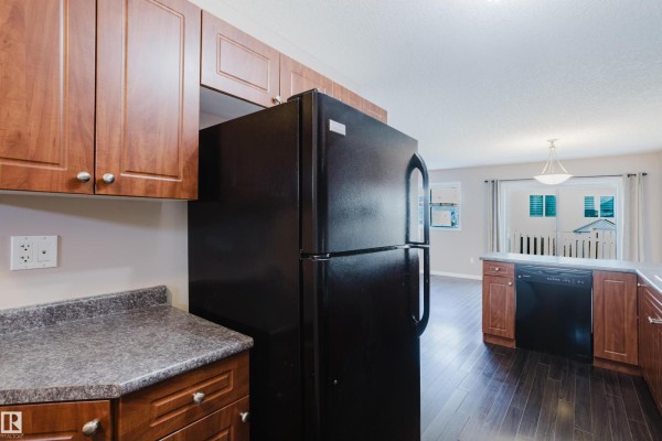 Bedroom 2 - 81 Haney Ld, Spruce Grove, AB T7X0A2 Photo 5