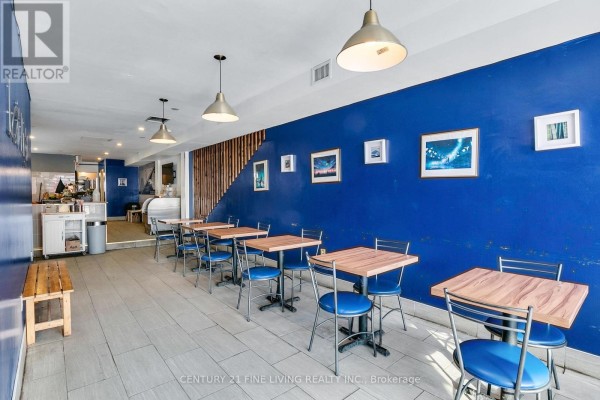 81 Huron Street, Toronto, ON M5T2A8 Photo 5