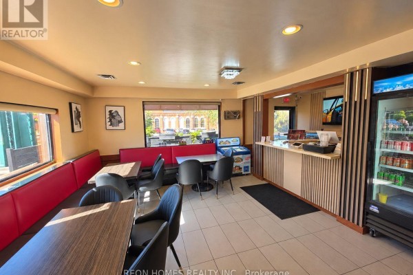 81 King Street, Hamilton, ON L8G1K3 Photo 4