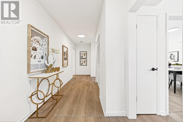 81 Maxome Avenue, Toronto, ON, photo 3