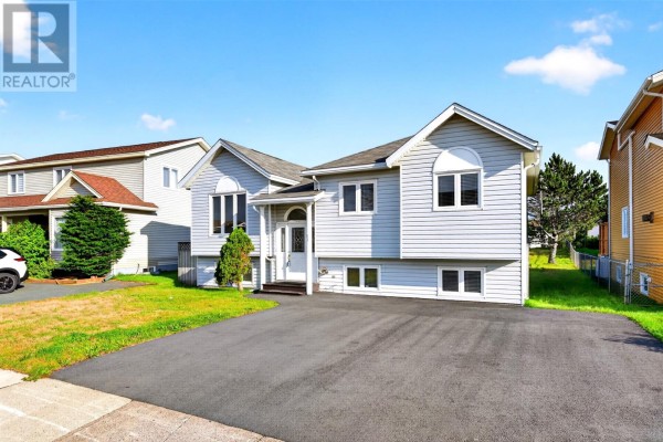 Bath (# pieces 1-6) - 81 Paddy Dobbin Drive, St  John S, NL A1A4V9 Photo 2