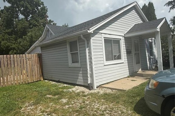 81 Robinson, Leamington, ON, photo 2