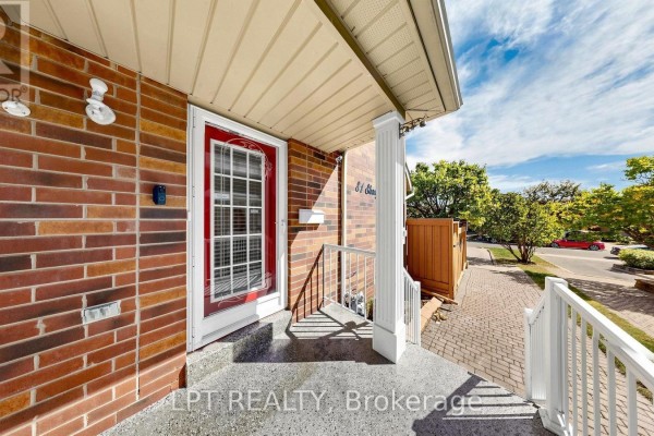 Primary Bedroom - 81 Shady Pine Circle, Brampton, ON L6R1K3 Photo 4