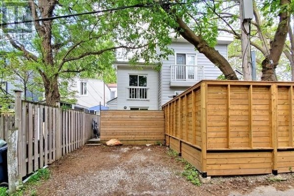 81 Tiverton Avenue, Toronto, ON, photo 2