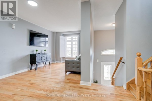 Bedroom 3 - 81 Willoughby Way, New Tecumseth, ON L9R0P4 Photo 4