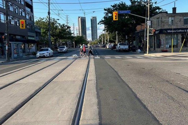 810 - 11 Superior Avenue, Toronto, ON, photo 3