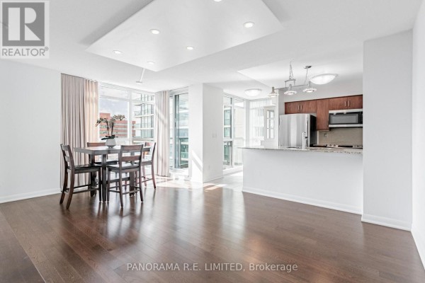 Dining room - 810 - 205 Sherway Gardens Road, Toronto, ON M9C0A5 Photo 2