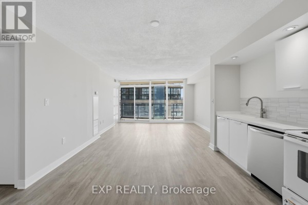 810 - 25 Capreol Court, Toronto, ON, photo 2