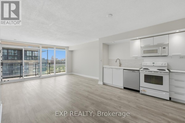 810 - 25 Capreol Court, Toronto, ON, photo 3