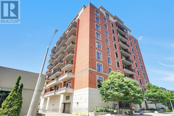 810 - 330 Loretta Avenue S, Ottawa, ON K1S4E8 Photo 2