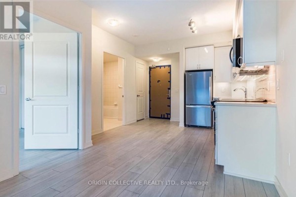 810 - 38 Annie Craig Drive, Toronto, ON M8V0G9 Photo 4