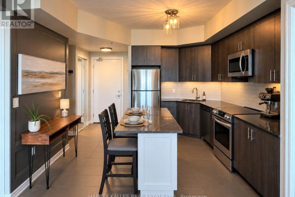 Bathroom - 810 - 560 North Service Road, Grimsby, ON L3M0G1 Photo 5