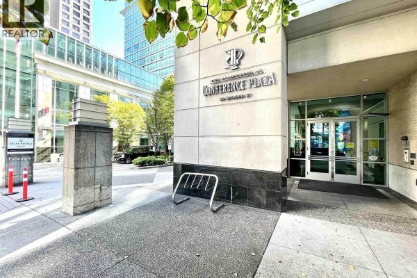 810 438 Seymour Street, Vancouver, BC V6B6H4 Photo 2