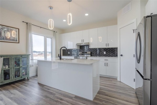 Dining room - 810 Turnberry Cove, Niverville, MB R0A0A1 Photo 2