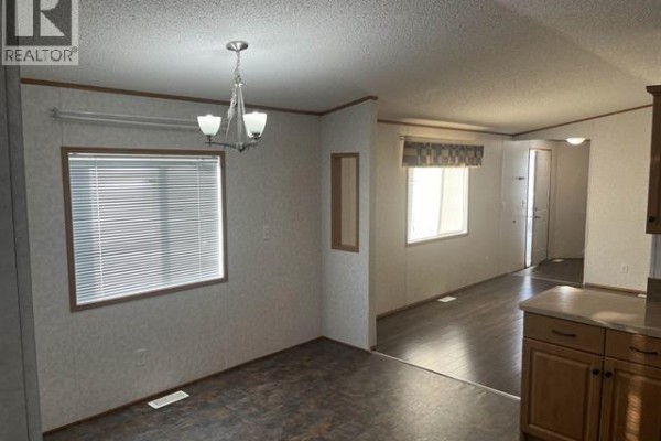 Primary Bedroom - 8101 85a Avenue, Fort St  John, BC V1J0H7 Photo 3