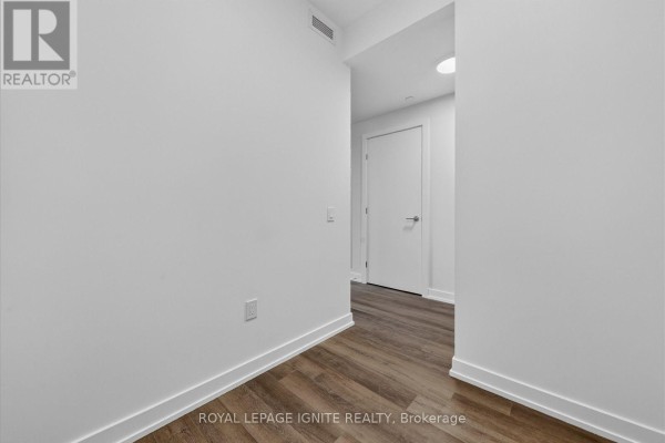 810a - 5 Meadowvale Road, Vaughan, ON L4K0C7 Photo 4