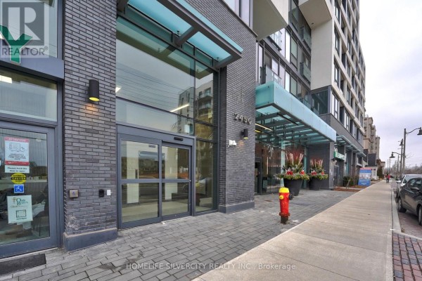 811 - 2450 Old Bronte Road, Oakville, ON, photo 2