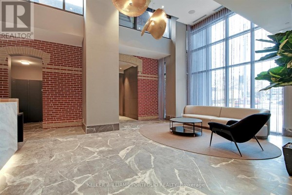 811 - 286 Main Street, Toronto, ON M4C0B3 Photo 3