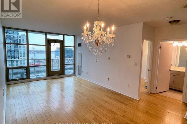 Primary Bedroom - 811 - 35 Mariner Terrace, Toronto, ON M5V3V9 Photo 4