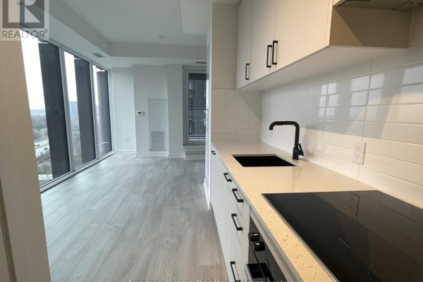 Kitchen - 811 - 5 Quarrington Lane, Toronto, ON M3C0S5 Photo 2