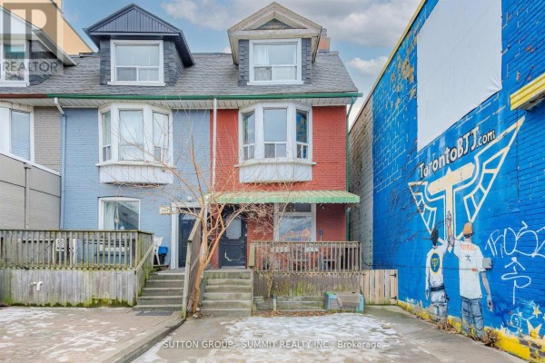 811 Bloor Street W, Toronto, ON, photo 2