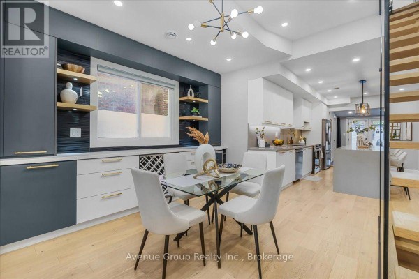 Dining room - 811 Dovercourt Road, Toronto, ON M6H2X4 Photo 2