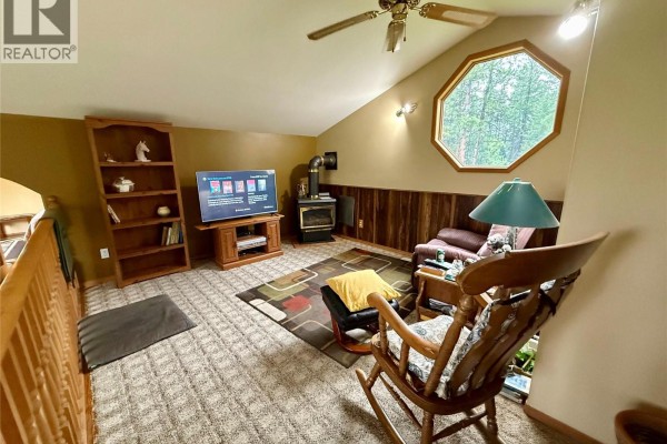 Bedroom - 8110 Wycliffe Road, Cranbrook, BC V1C7C7 Photo 2