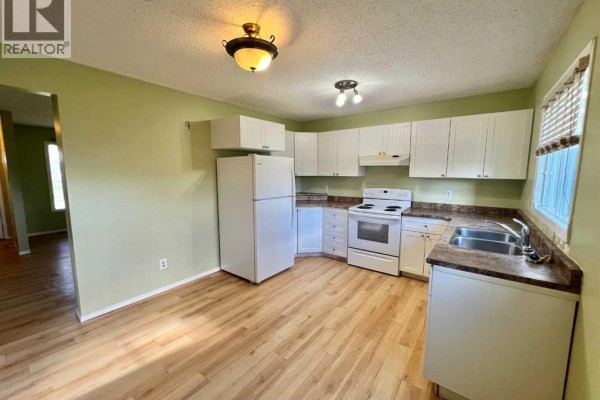 Bedroom - 8111 94 Street, Grande Prairie, AB T8V5R4 Photo 4