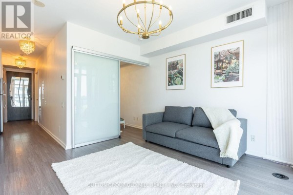 Foyer - 812 - 105 The Queensway, Toronto, ON M6S5B5 Photo 5